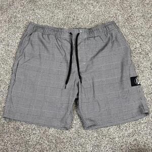 IPD Mens Shorts Size Large Plaid Cotton Henry Fit Casual Golf Boat Preppy‎